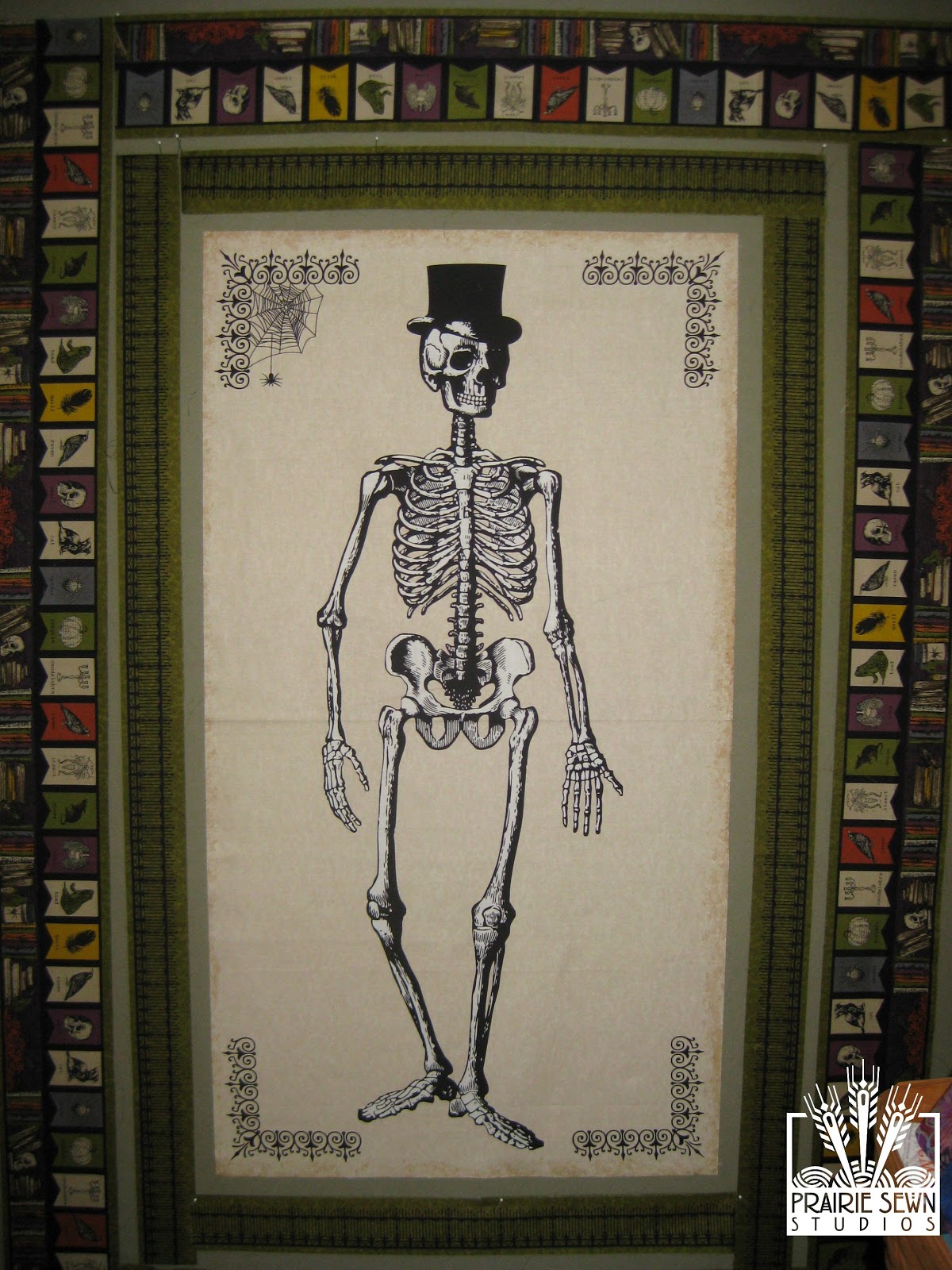 Mr Bones Halloween Panel